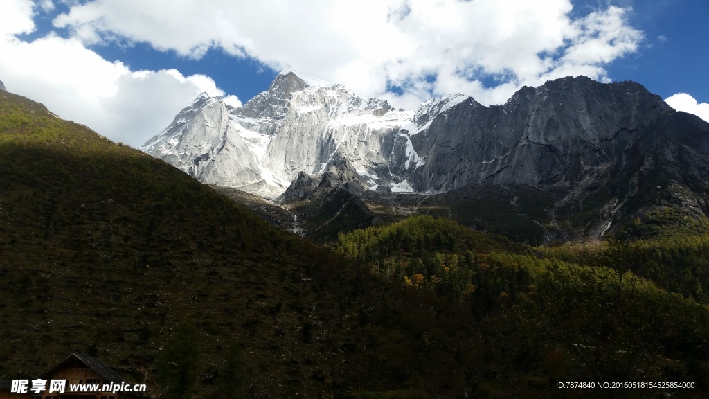 四姑娘山