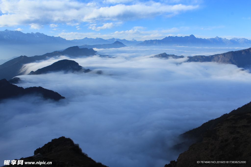牛背山