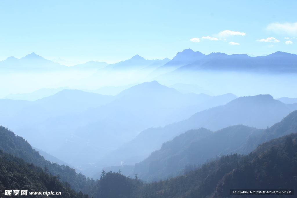 牛背山