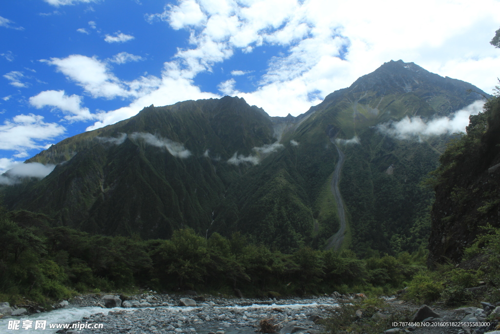四姑娘山