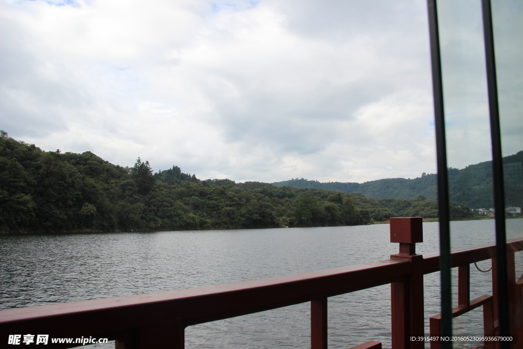 山水