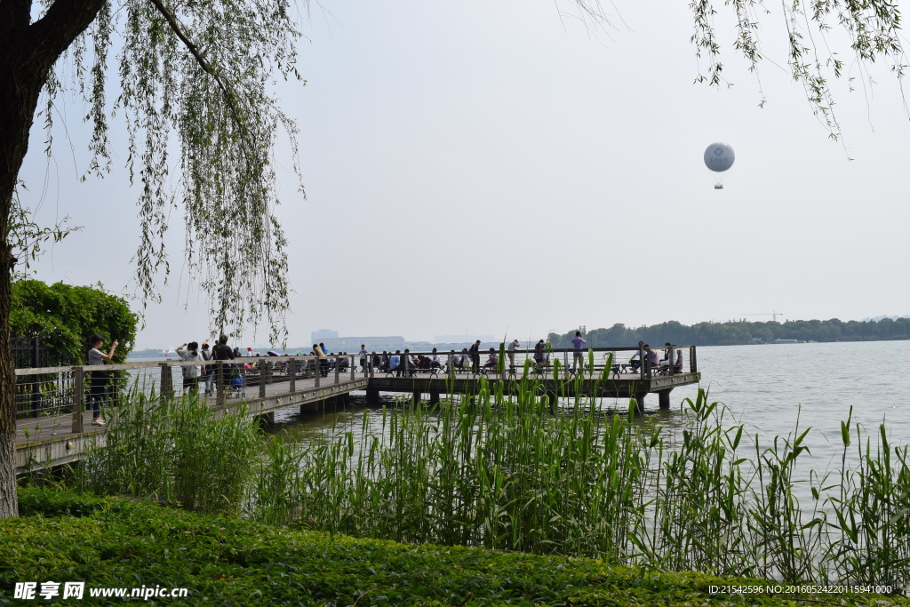 金鸡湖