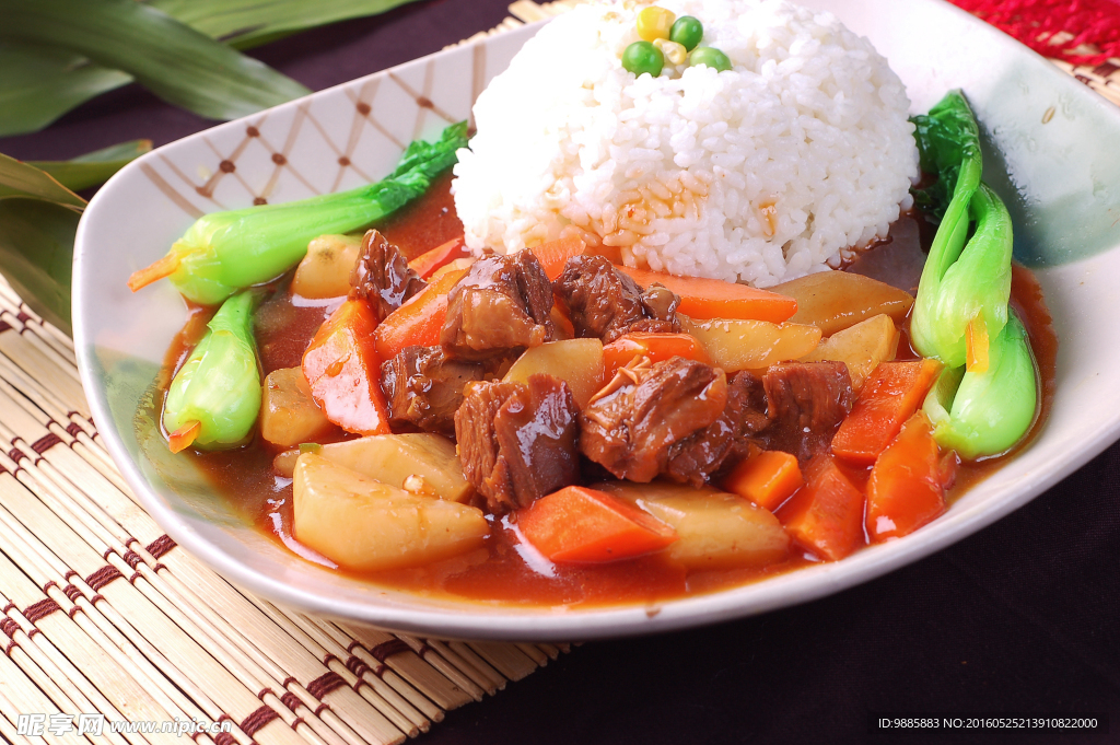 红烧牛腩饭