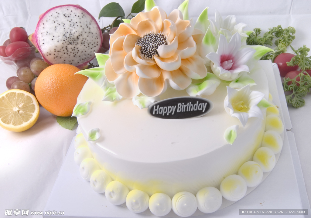 奶油生日蛋糕