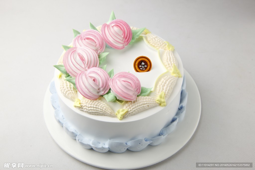 奶油生日蛋糕