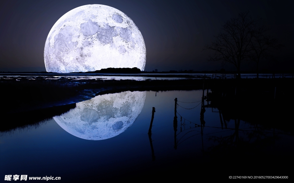夜晚月亮
