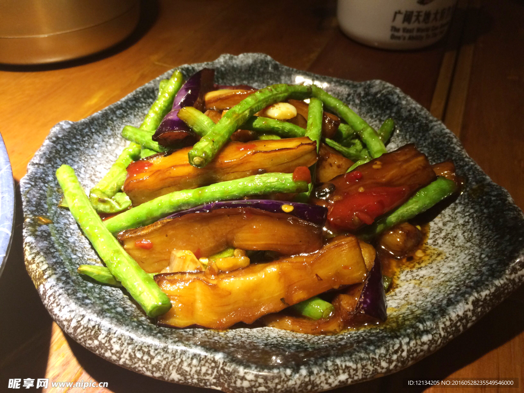 豆角炒茄子