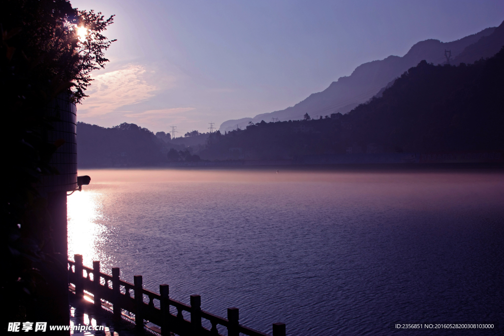 清江风景