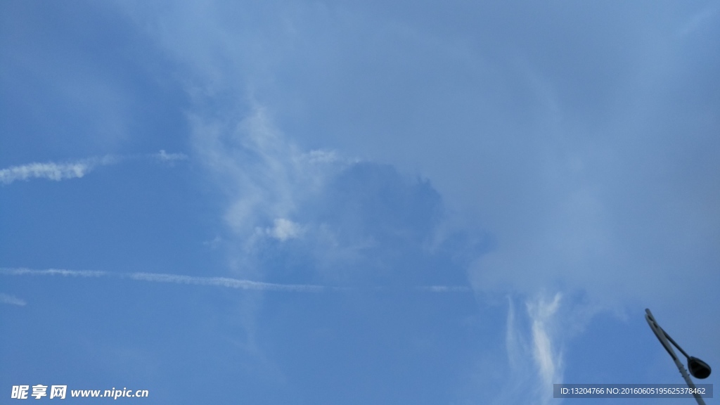 蓝色天空