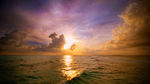 海面日落背景图
