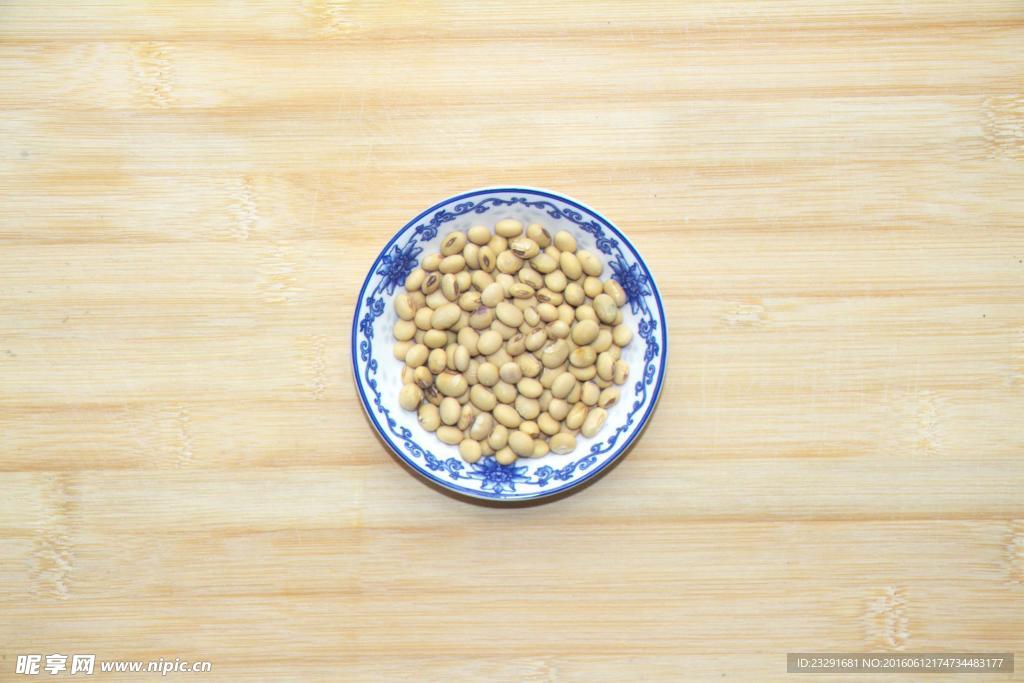 黄豆