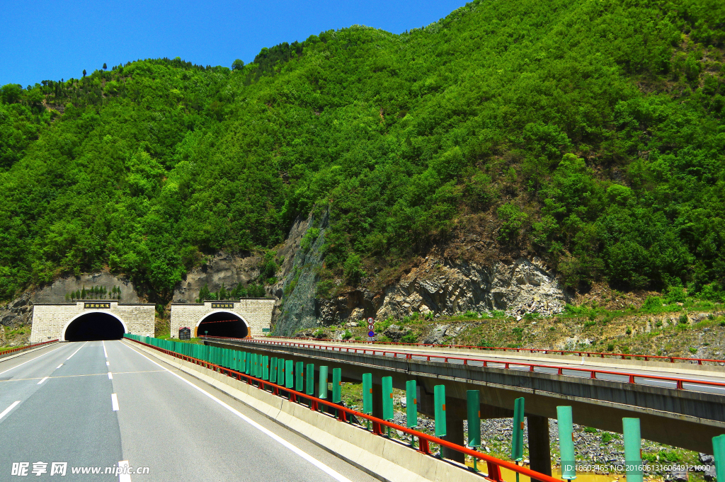 交通山水 关家台隧道