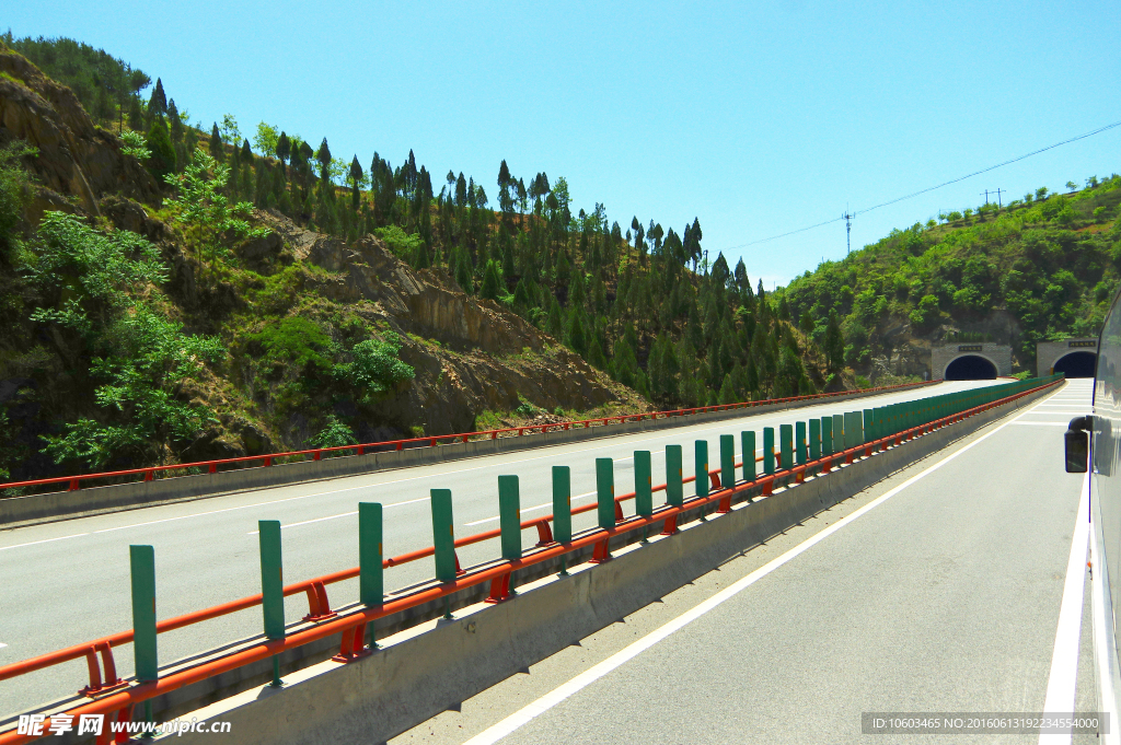 交通建筑 日月滩隧道