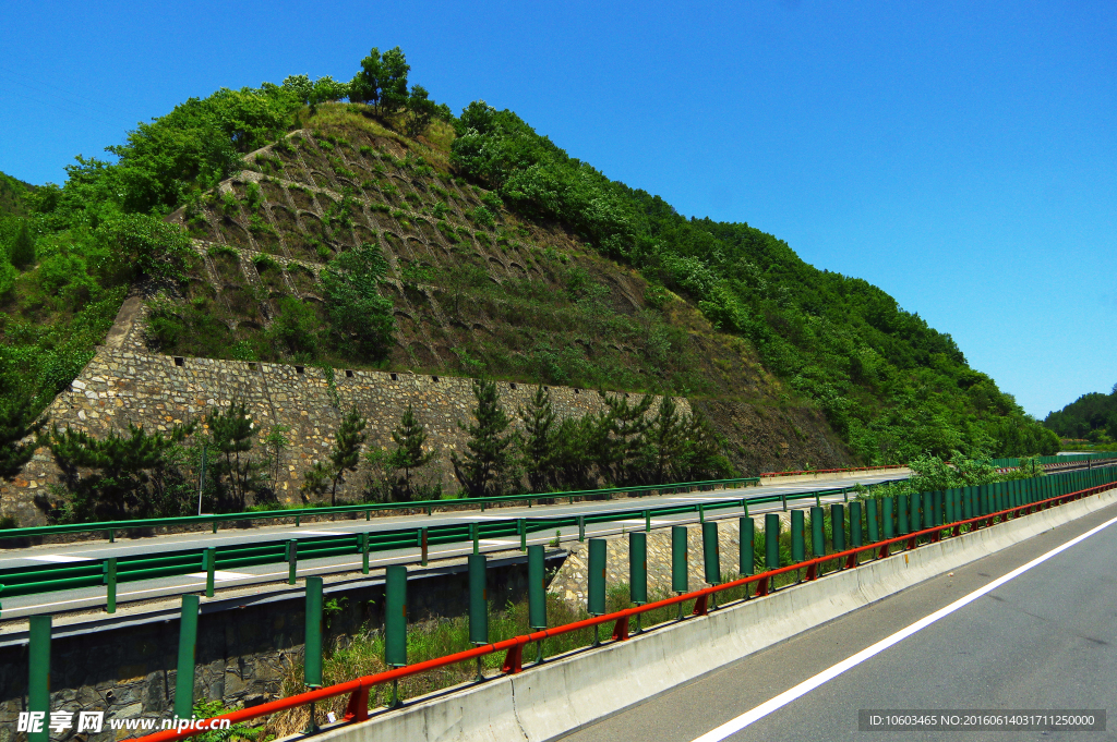 交通山水 山岚护坡