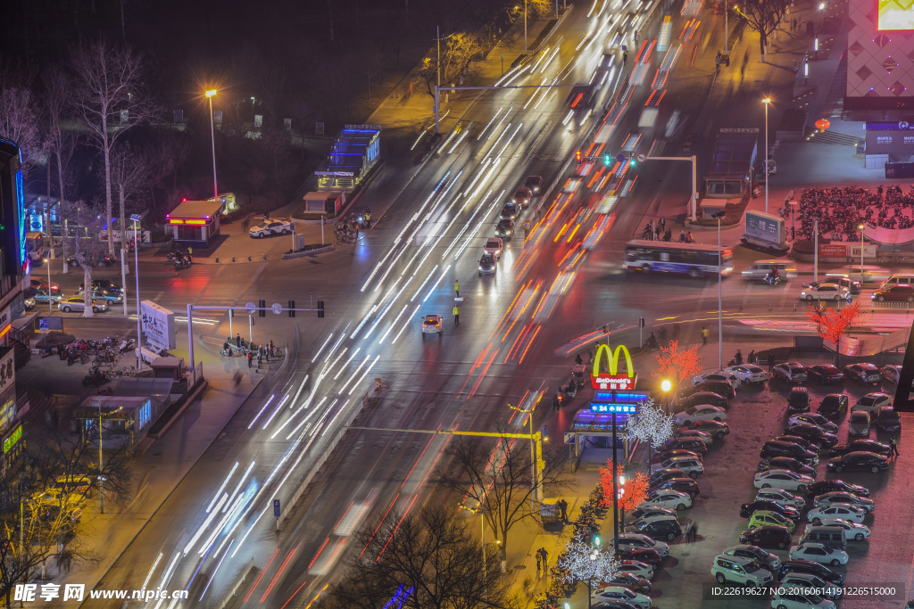 淄博公路车流夜景