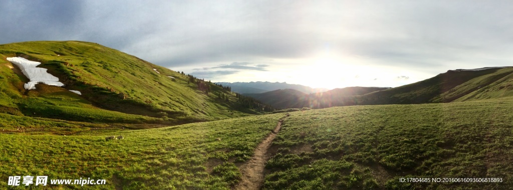 山坡路径