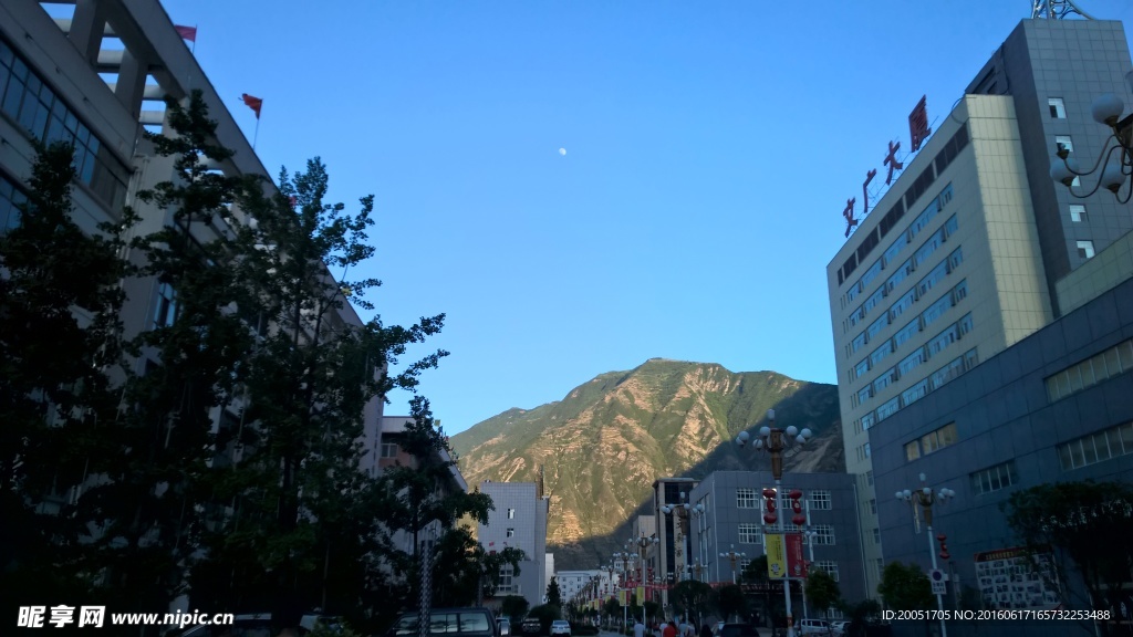 傍晚天空