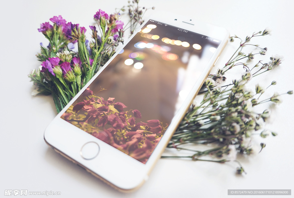 花朵苹果手机样机