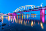 铁桥夜景