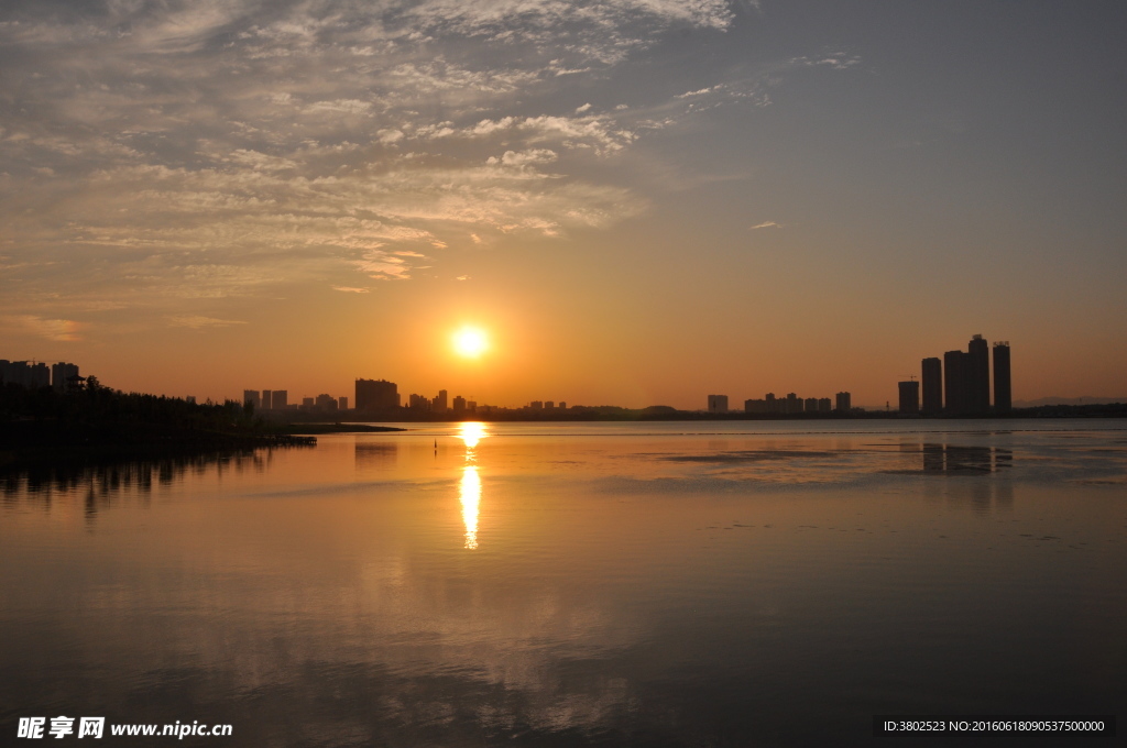 夕阳西下