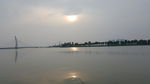 夕阳湖岸
