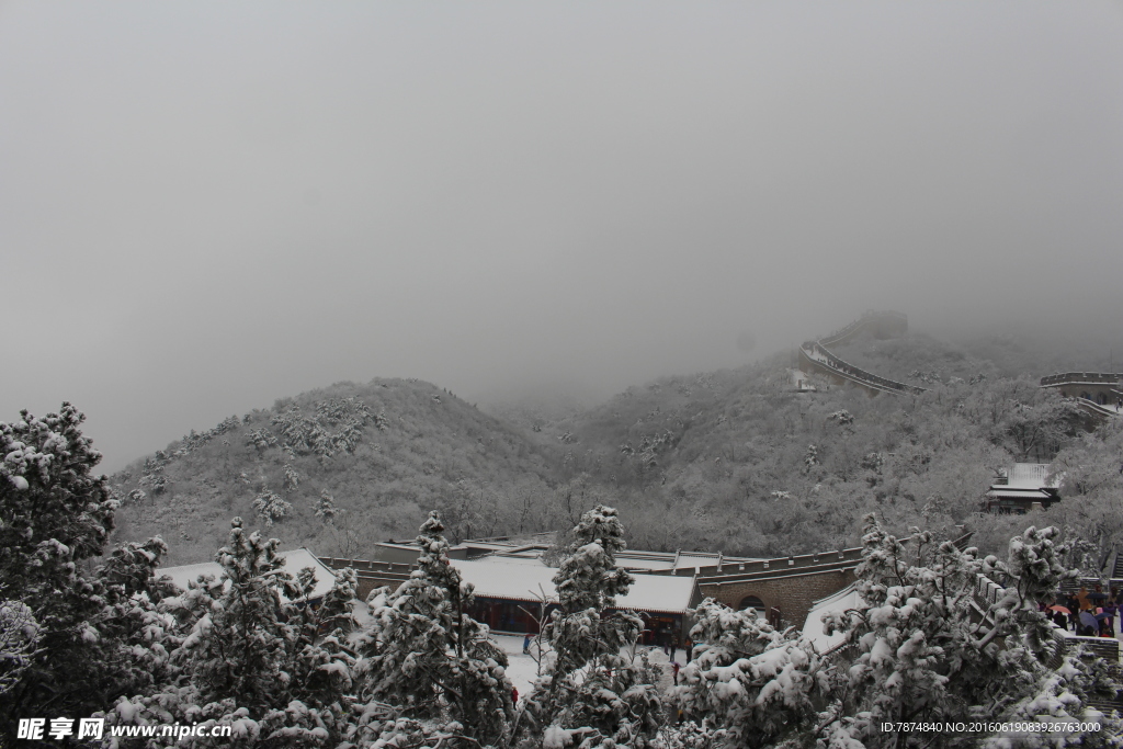 长城雪景