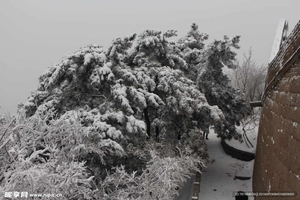 长城雪景