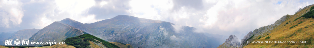 群山
