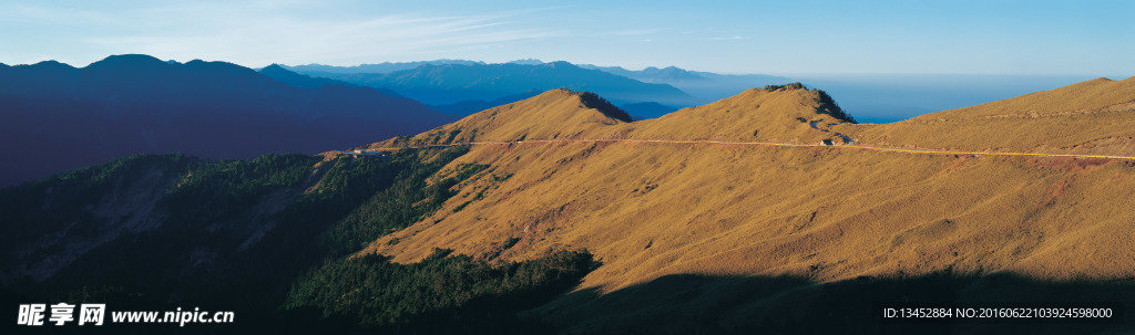 犁落山