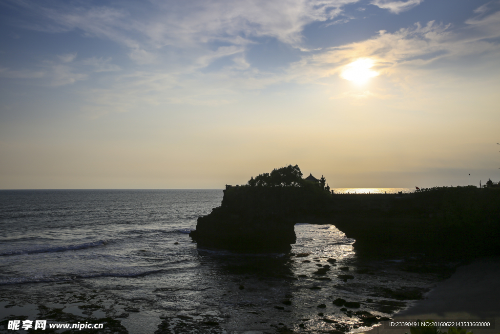 巴厘岛夕阳海景风光