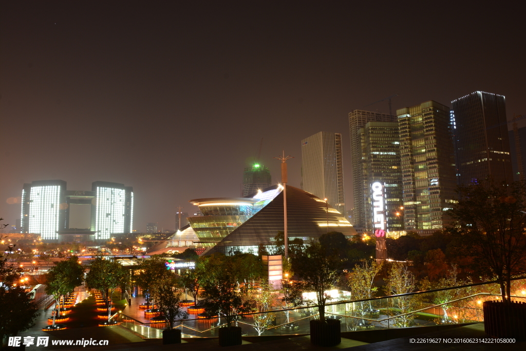 杭州钱江新城夜景