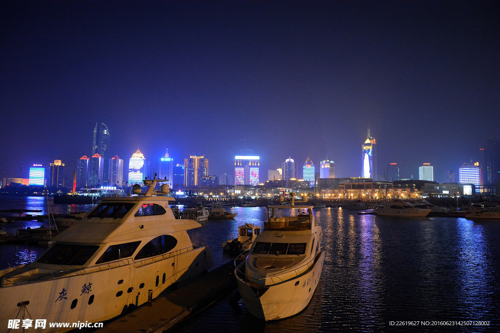 青岛奥帆中心夜景