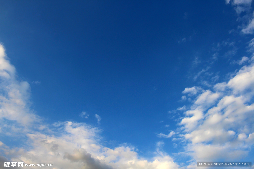 天空 白云