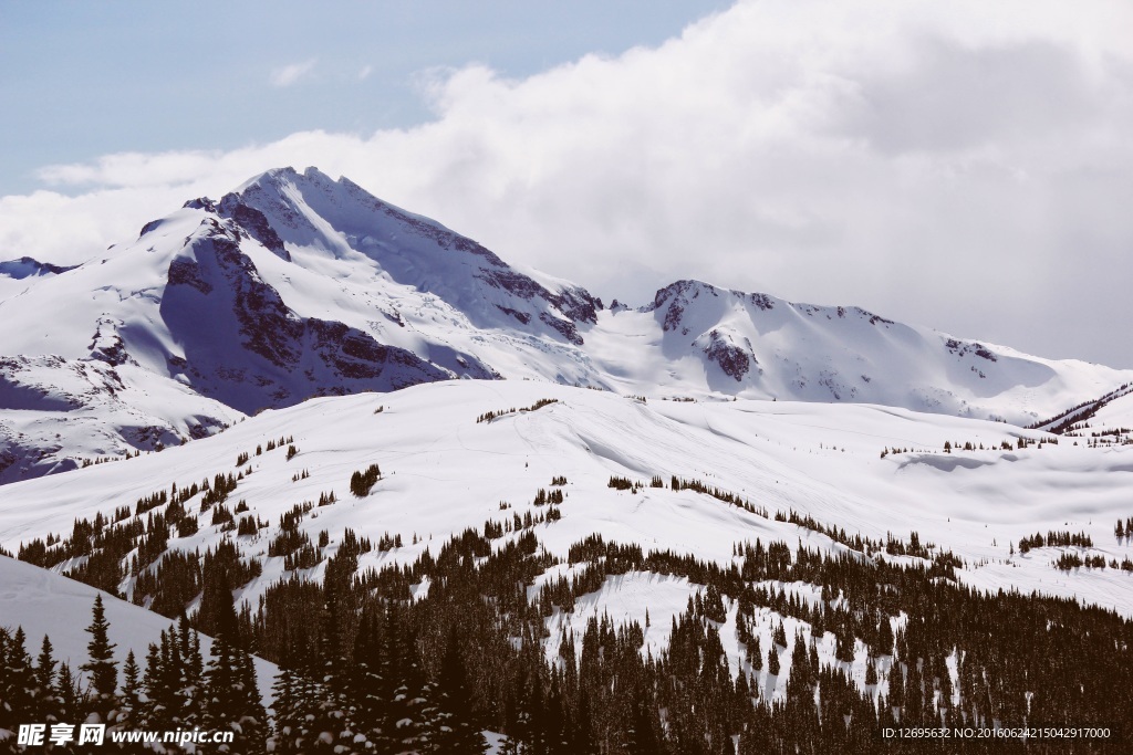 雪山