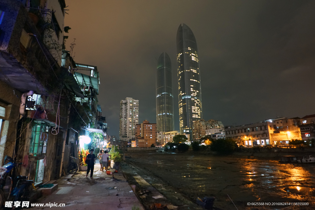 沙坡尾夜景