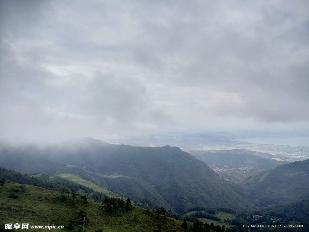 梁王山风景