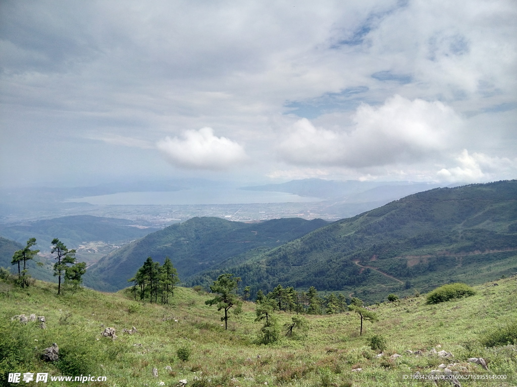 梁王山风景