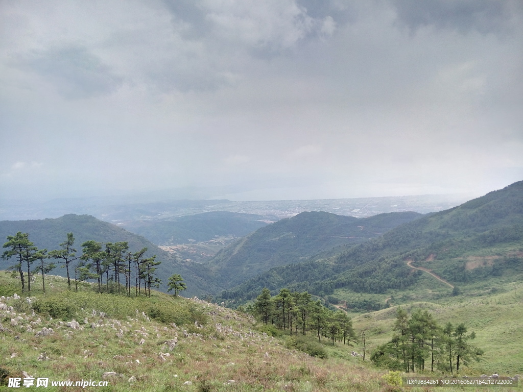 梁王山风景