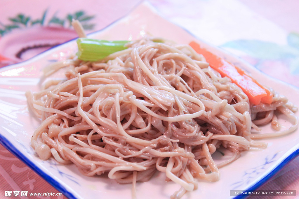 美食金针菇