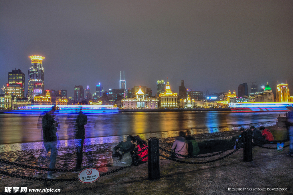 上海滨江公园夜景