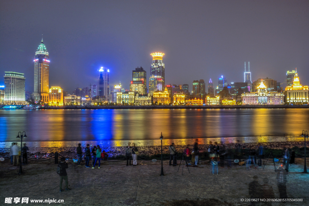 上海滨江公园夜景