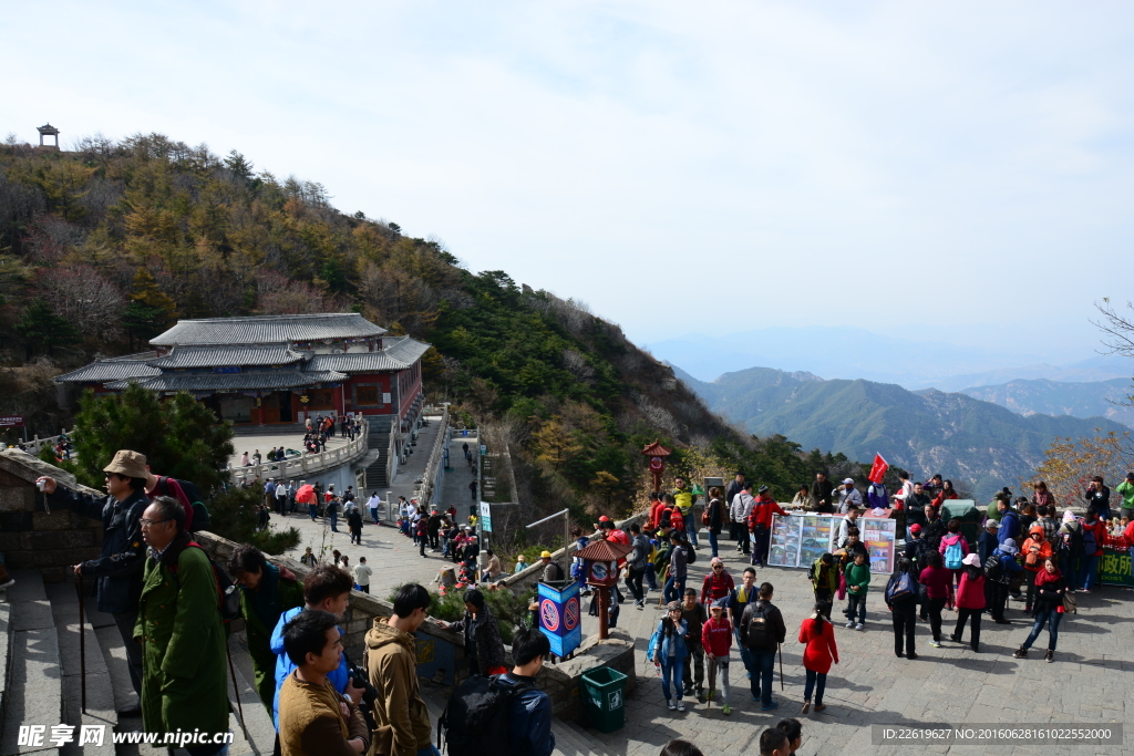 泰山山顶