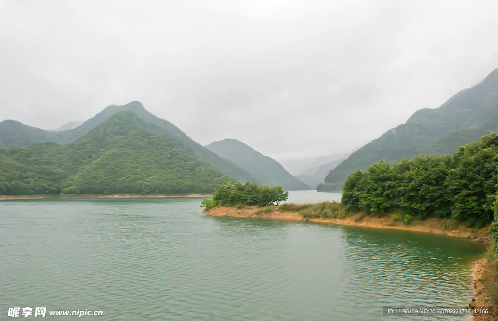 八都水库景