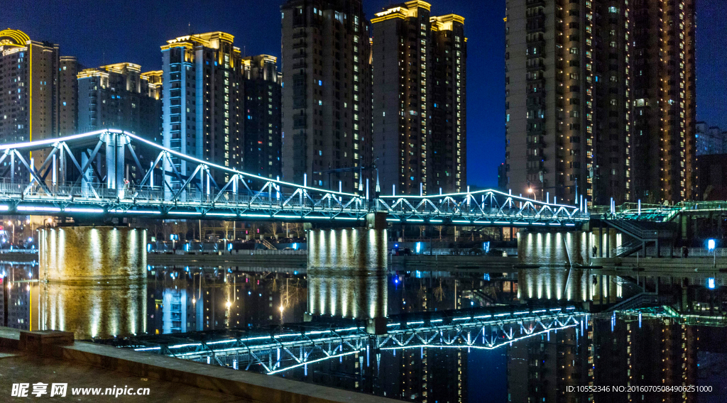 天津 海河 夜景 桥 倒影