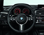 BMW汽车方向盘
