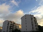 小区 蓝天白云