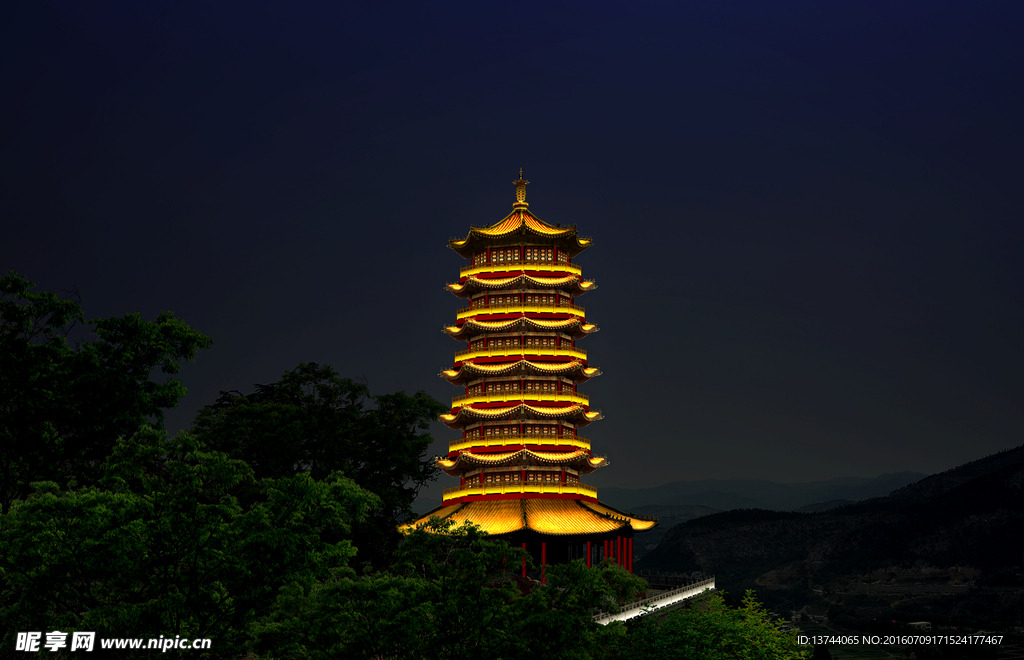 仿古八角塔夜景照明设计