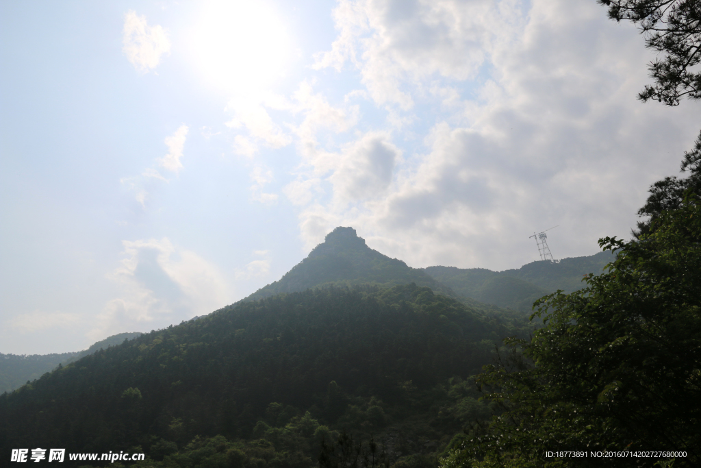 山峰