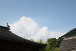 蓝天屋檐