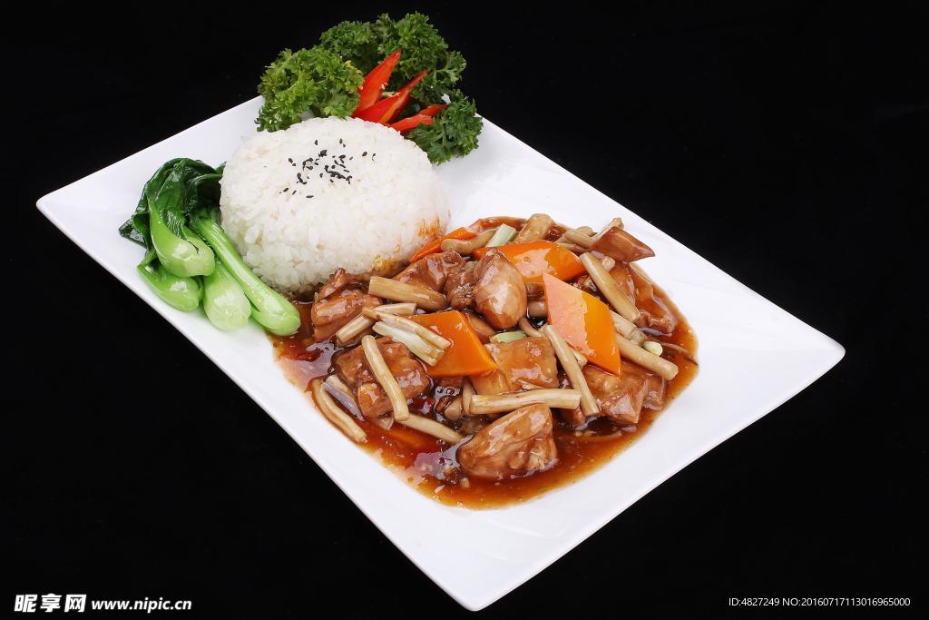 茶树菇鸡腿肉